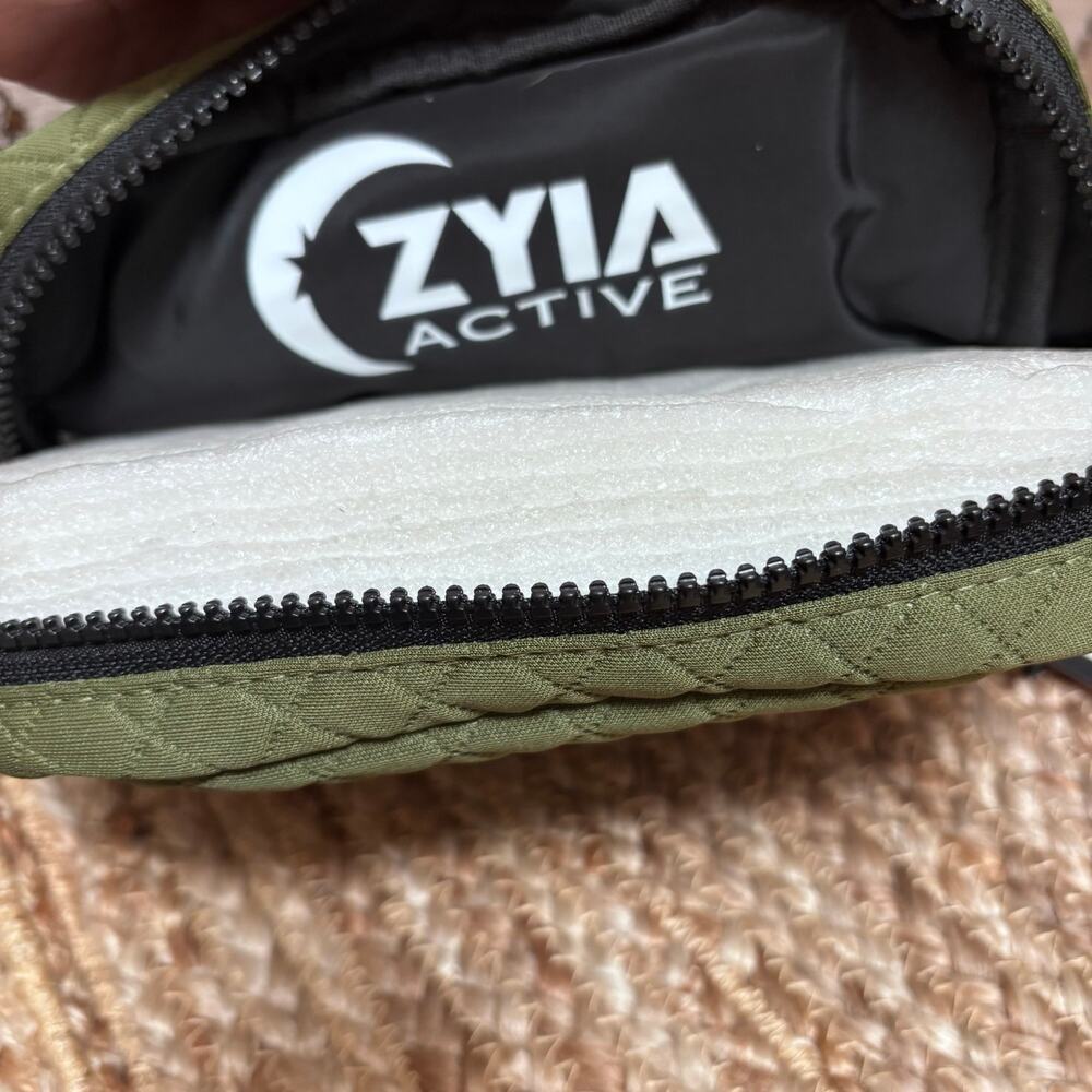 NWT Zyia Active Forest Olive Green Diamond Quilted Crossbody Belt Bag Fanny Pack - Picture 3 of 3